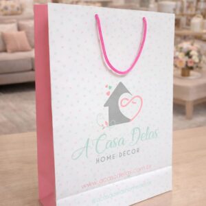 Sacola de Papel cod 06 32x42x12cm Sacola de Papel cod 06 32x42x12cm